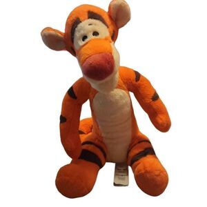 Disney Store Exclusive Authentic 18” Tigger Plush Winnie The Pooh Stuffed Animal